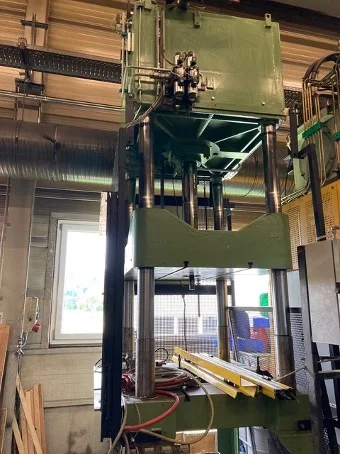 View 7 of ABK trimming press WE 680